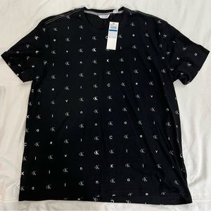 Calvin Klein T-shirt, x-large size, black beauty.